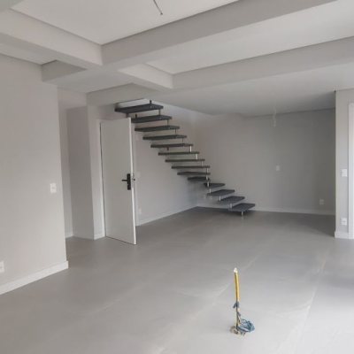 Apartamentos com 61m², 1 quarto, 1 garagem, no bairro Coqueiros em Florianópolis