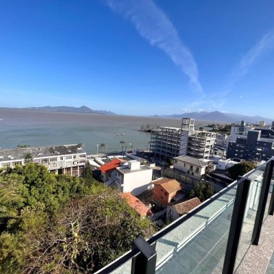 Apartamentos com 62m², 2 quartos, 1 suíte, 1 garagem, no bairro Coqueiros em Florianópolis