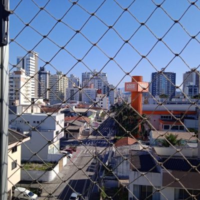 Apartamentos com 89m², 3 quartos, 1 suíte, 1 garagem, no bairro Campinas em São José