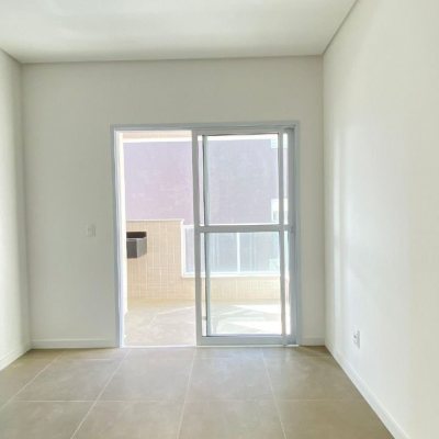 Apartamentos com 83m², 1 quarto, 1 garagem, no bairro Ingleses em Florianópolis