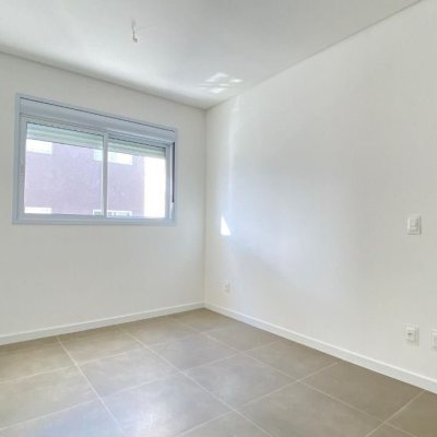 Apartamentos com 83m², 1 quarto, 1 garagem, no bairro Ingleses em Florianópolis