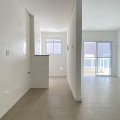 Apartamentos com 83m², 1 quarto, 1 garagem, no bairro Ingleses em Florianópolis