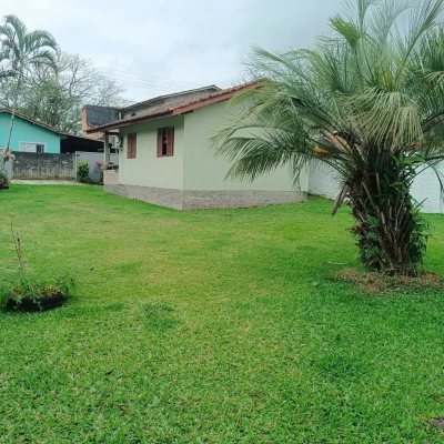 Casa Residencial com 42m², 2 quartos, 6 garagens, no bairro Vargem Grande em Florianópolis