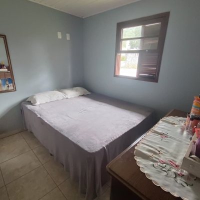 Casa Residencial com 42m², 2 quartos, 6 garagens, no bairro Vargem Grande em Florianópolis