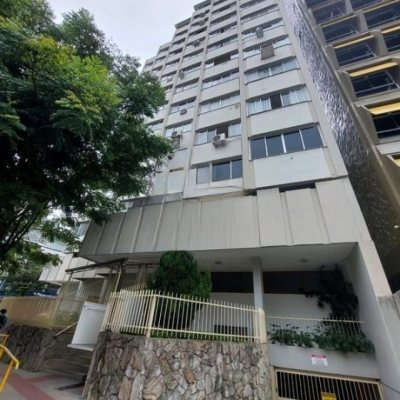 Apartamentos com 49m², 1 quarto, no bairro Centro em Florianópolis