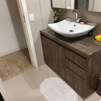 Casa Residencial com 122m², 3 quartos, 4 garagens, no bairro Fazenda Santo Antônio em São José