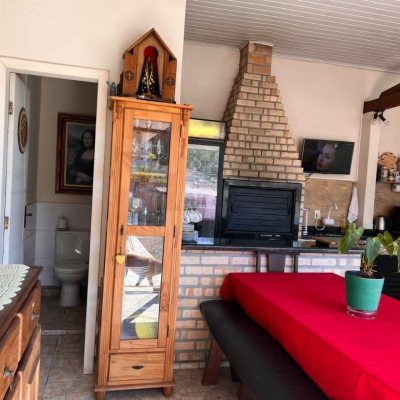 Casa Residencial com 122m², 3 quartos, 4 garagens, no bairro Fazenda Santo Antônio em São José