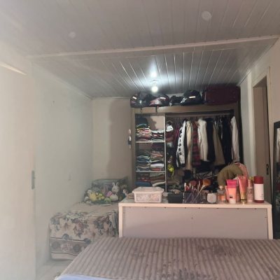 Casa Residencial com 122m², 3 quartos, 4 garagens, no bairro Fazenda Santo Antônio em São José