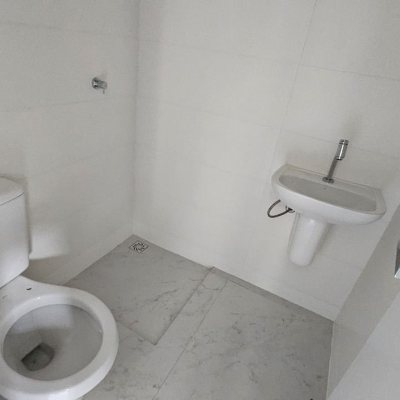Cobertura com 167m², 3 quartos, 3 suítes, 3 garagens, no bairro Cacupé em Florianópolis