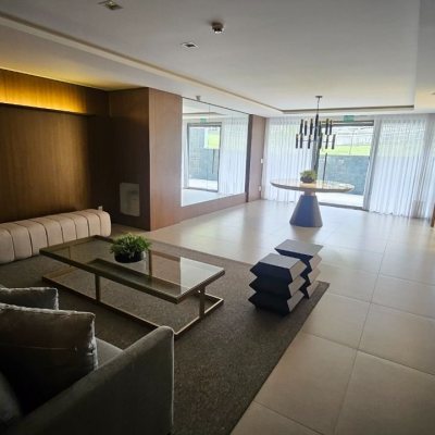 Cobertura com 167m², 3 quartos, 3 suítes, 3 garagens, no bairro Cacupé em Florianópolis