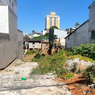 Terreno Comercial/Residencial com 300m², no bairro Barreiros em São José