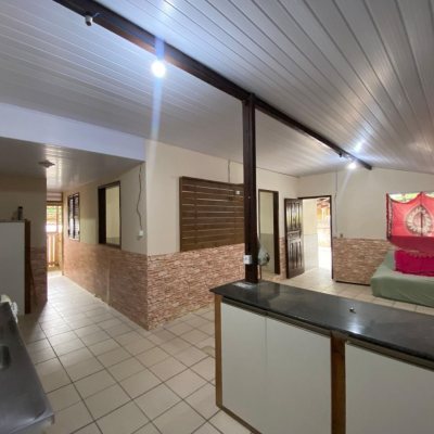 Casa Residencial com 120m², 2 quartos, 2 garagens, no bairro Ribeirão Da Ilha em Florianópolis