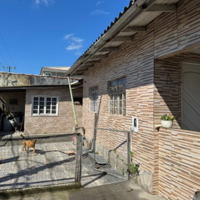 Terreno Comercial/Residencial com 300m², no bairro Jardim Eldorado em Palhoça