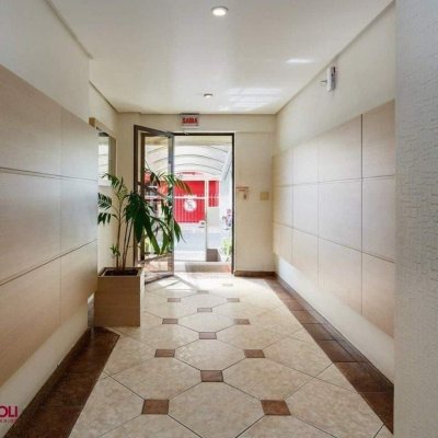 Apartamentos com 49m², 1 quarto, 1 garagem, no bairro Centro em Florianópolis