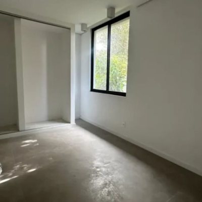 Casa Residencial com 512m², 6 quartos, 6 suítes, 4 garagens, no bairro Campeche em Florianópolis