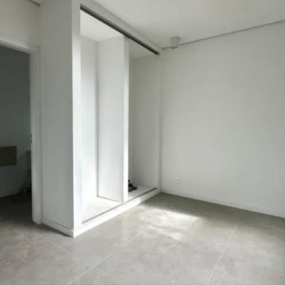 Casa Residencial com 512m², 6 quartos, 6 suítes, 4 garagens, no bairro Campeche em Florianópolis