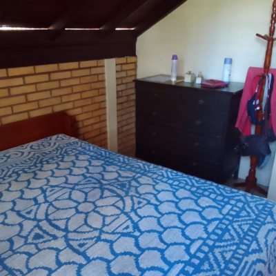 Casa Residencial com 173m², 4 quartos, 1 suíte, 3 garagens, no bairro Praia Grande em Governador Celso Ramos