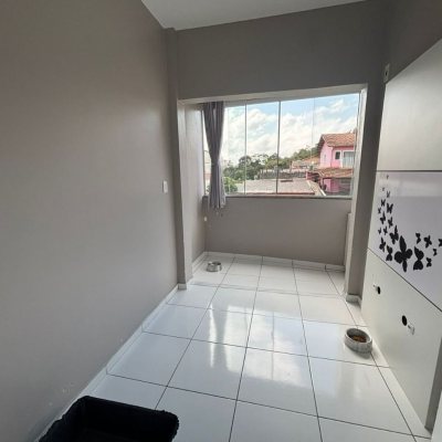Apartamentos com 59m², 3 quartos, 1 garagem, no bairro Potecas em São José