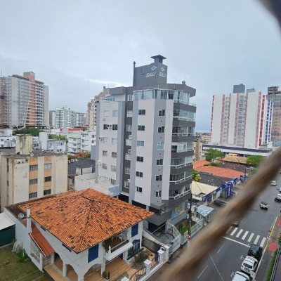 Apartamentos com 63m², 2 quartos, 1 garagem, no bairro Kobrasol em São José