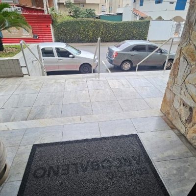 Apartamentos com 63m², 2 quartos, 1 garagem, no bairro Kobrasol em São José