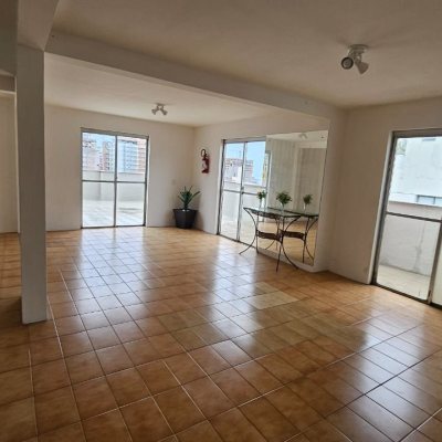 Apartamentos com 63m², 2 quartos, 1 garagem, no bairro Kobrasol em São José