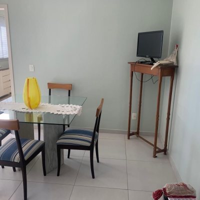 Cobertura com 133m², 4 quartos, 1 suíte, 1 garagem, no bairro Estreito em Florianópolis