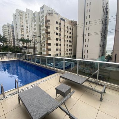 Apartamentos com 169m², 4 quartos, 4 suítes, 2 garagens, no bairro Centro em Florianópolis