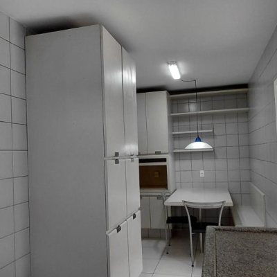 Apartamentos com 140m², 3 quartos, 1 suíte, 1 garagem, no bairro Agronômica em Florianópolis