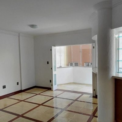 Apartamentos com 140m², 3 quartos, 1 suíte, 1 garagem, no bairro Agronômica em Florianópolis