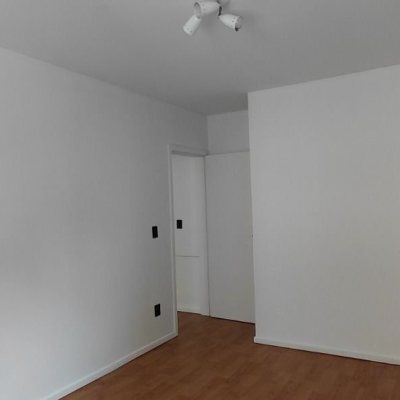 Apartamentos com 140m², 3 quartos, 1 suíte, 1 garagem, no bairro Agronômica em Florianópolis