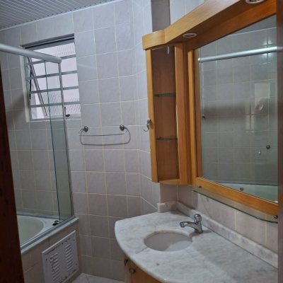 Apartamentos com 103m², 3 quartos, 1 suíte, 1 garagem, no bairro Campinas em São José