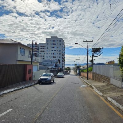 Terreno Comercial/Residencial com 720m², no bairro Jardim Cidade De Florianópolis em São José