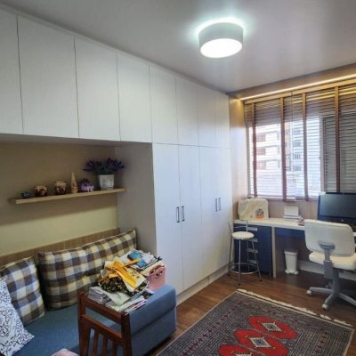 Apartamentos com 170m², 3 quartos, 1 suíte, 2 garagens, no bairro Centro em Florianópolis