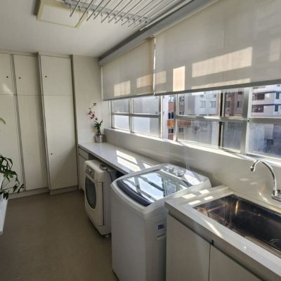 Apartamentos com 170m², 3 quartos, 1 suíte, 2 garagens, no bairro Centro em Florianópolis