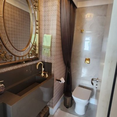 Apartamentos com 170m², 3 quartos, 1 suíte, 2 garagens, no bairro Centro em Florianópolis