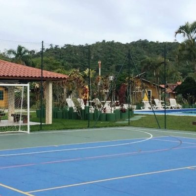 Chalé com 58m², 1 quarto, 1 garagem, no bairro Cachoeira Do Bom Jesus em Florianópolis