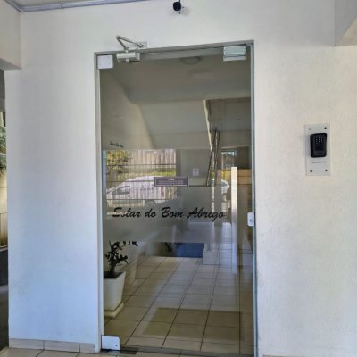 Apartamentos com 72m², 2 quartos, 1 suíte, 1 garagem, no bairro Bom Abrigo em Florianópolis