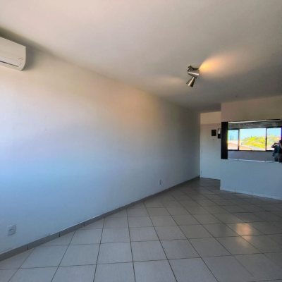 Apartamentos com 72m², 2 quartos, 1 suíte, 1 garagem, no bairro Bom Abrigo em Florianópolis