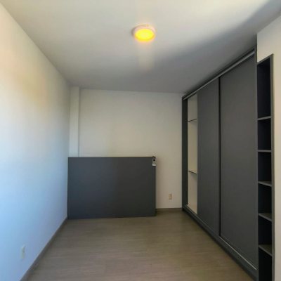 Apartamentos com 72m², 2 quartos, 1 suíte, 1 garagem, no bairro Bom Abrigo em Florianópolis