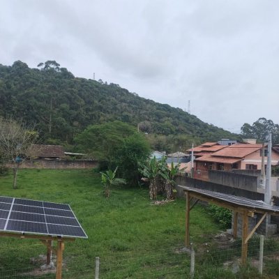 Casa Residencial com 212m², 4 quartos, 1 suíte, 2 garagens, no bairro Vargem Grande em Florianópolis