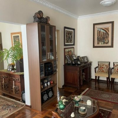 Apartamentos com 101m², 3 quartos, 1 garagem, no bairro Centro em Florianópolis