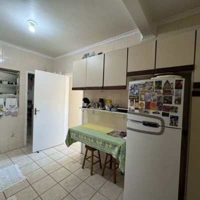 Apartamentos com 68m², 2 quartos, 1 garagem, no bairro Balneário em Florianópolis