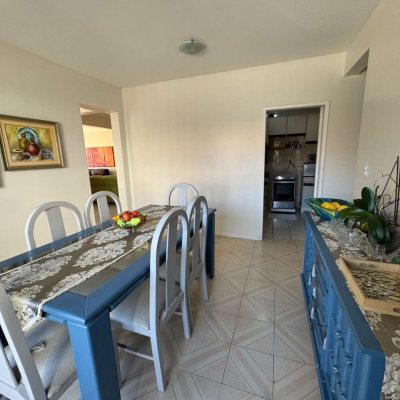 Apartamentos com 68m², 2 quartos, 1 garagem, no bairro Balneário em Florianópolis