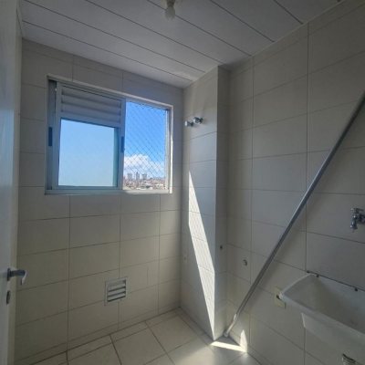 Apartamentos com 79m², 3 quartos, 1 suíte, 1 garagem, no bairro Nossa Senhora Do Rosário em São José