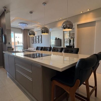 Apartamentos com 85m², 3 quartos, 1 suíte, 2 garagens, no bairro Pagani em Palhoça