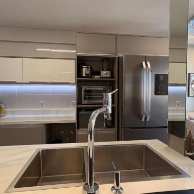 Apartamentos com 85m², 3 quartos, 1 suíte, 2 garagens, no bairro Pagani em Palhoça