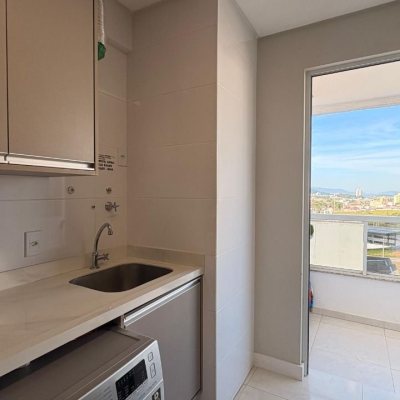 Apartamentos com 85m², 3 quartos, 1 suíte, 2 garagens, no bairro Pagani em Palhoça