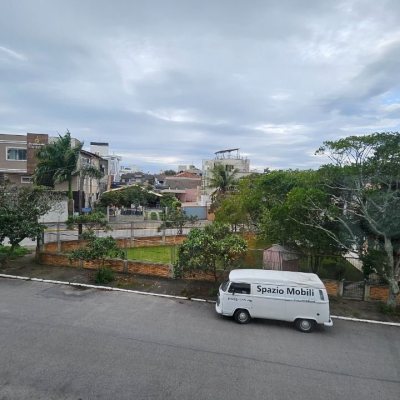 Apartamentos com 82m², 3 quartos, 1 suíte, 1 garagem, no bairro Canasvieiras em Florianópolis