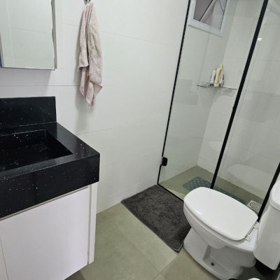 Apartamentos com 82m², 3 quartos, 1 suíte, 1 garagem, no bairro Canasvieiras em Florianópolis