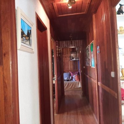 Sitio com 100m², 3 quartos, 1 suíte, 2 garagens, no bairro Vargem Pequena em Florianópolis